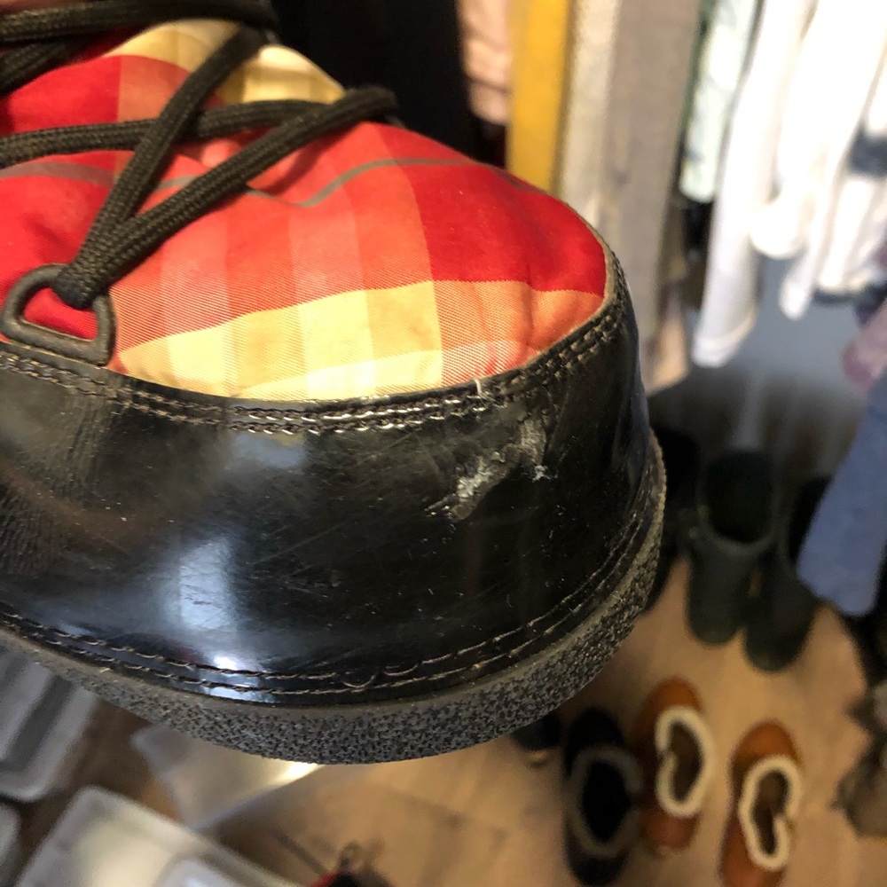 Burberry Snow Boots SOLD - Picture 5 of 6